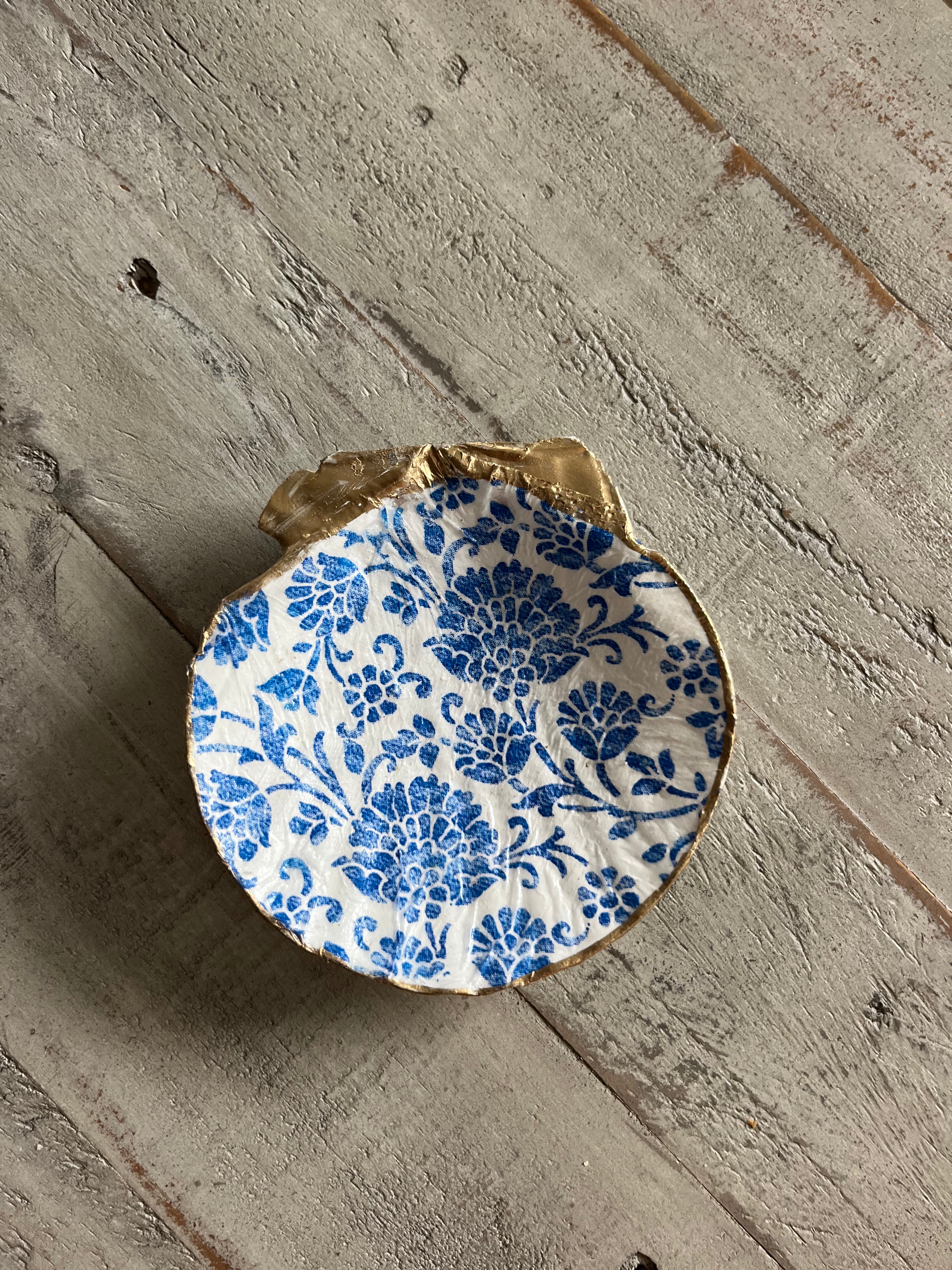 Blooming Scallop Shell Jewelry Dish