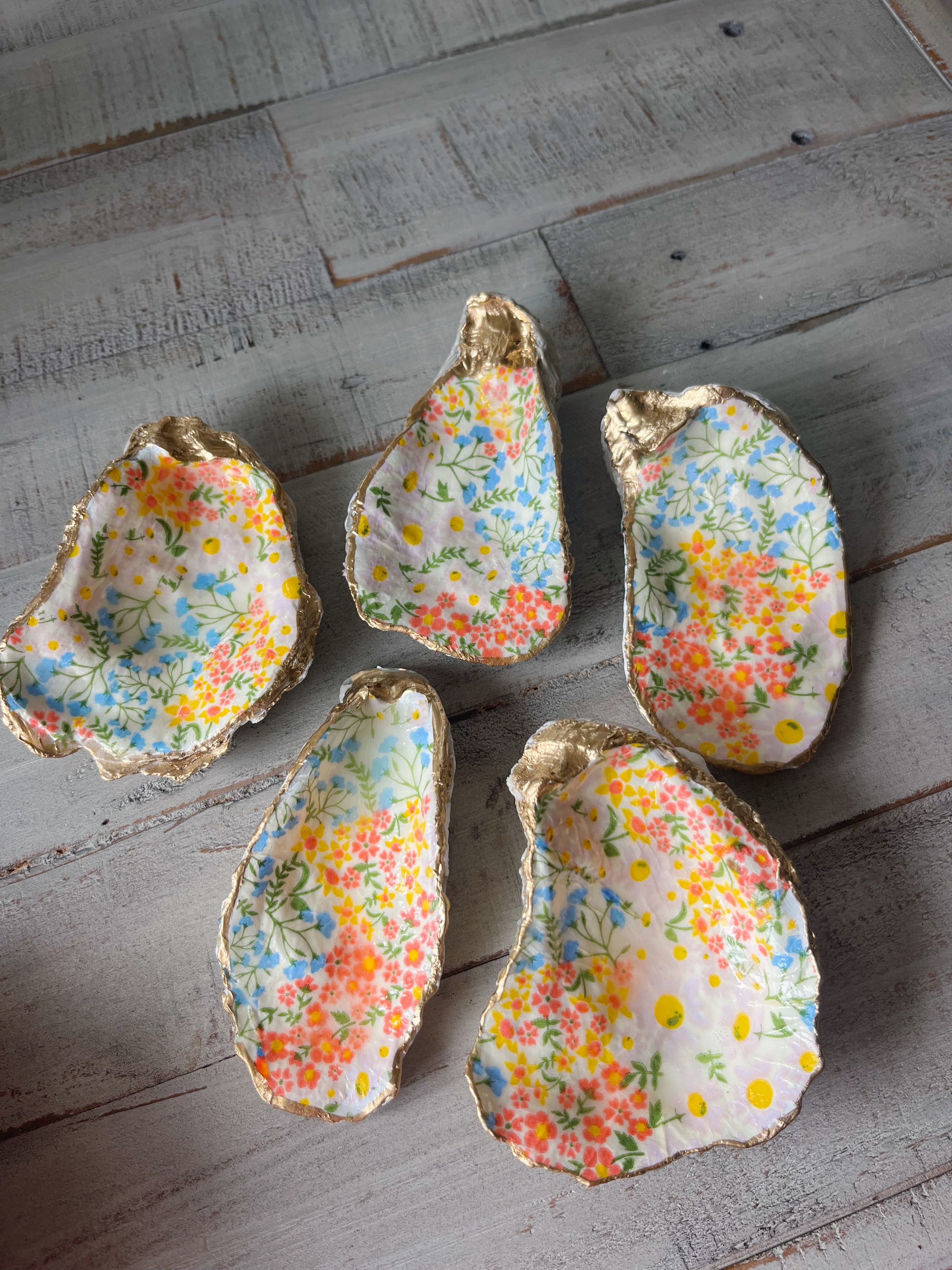 May Oyster Shell Jewelry Dishes