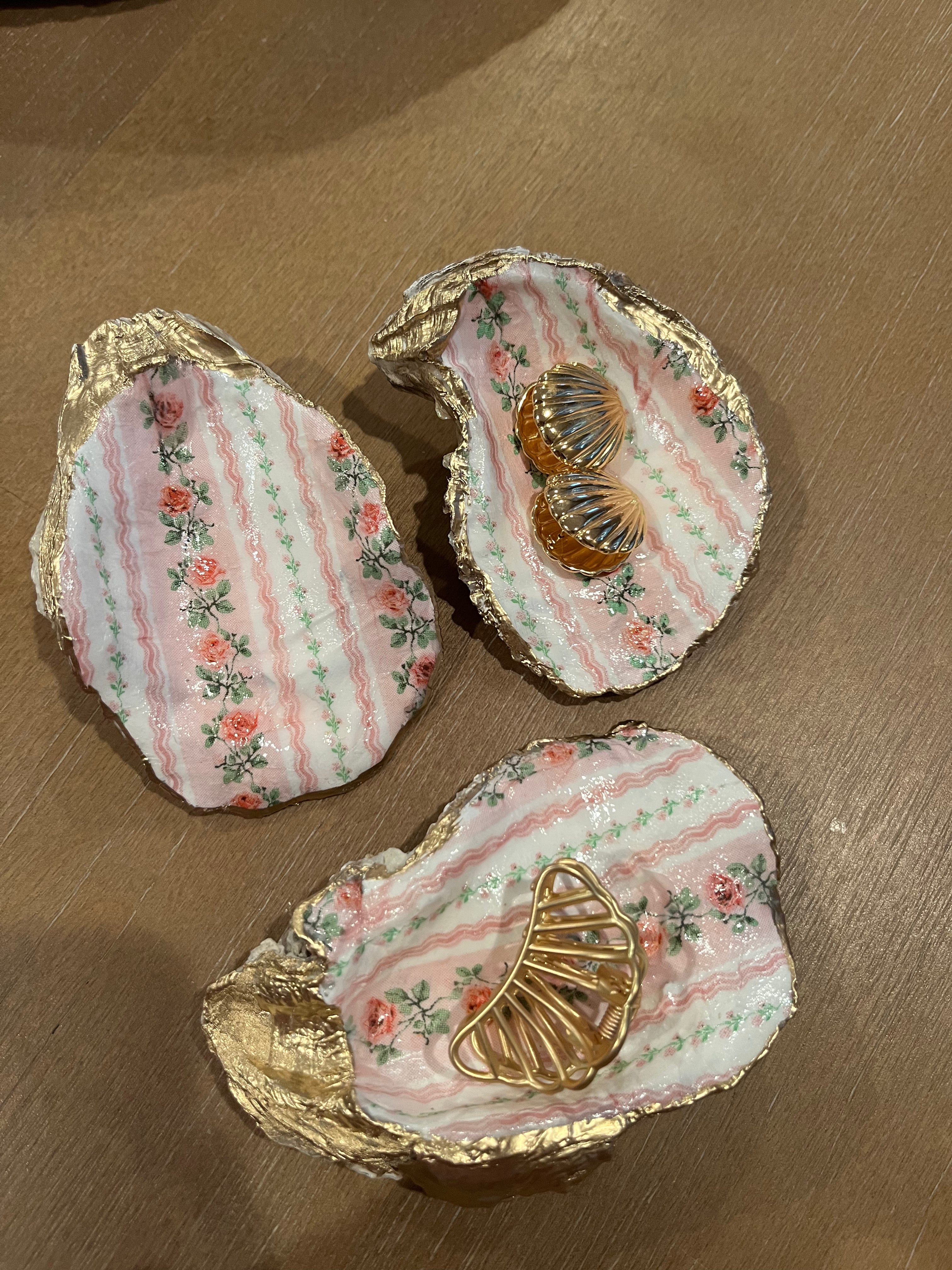 Rosie Oyster Shell Jewelry Dish