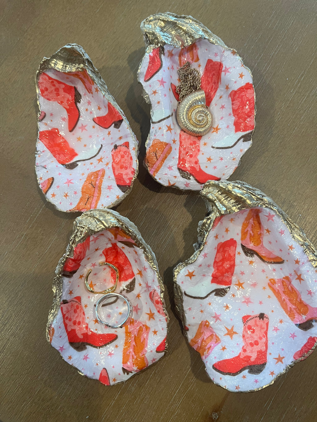 Howdy Oyster Shell Jewelry Dish