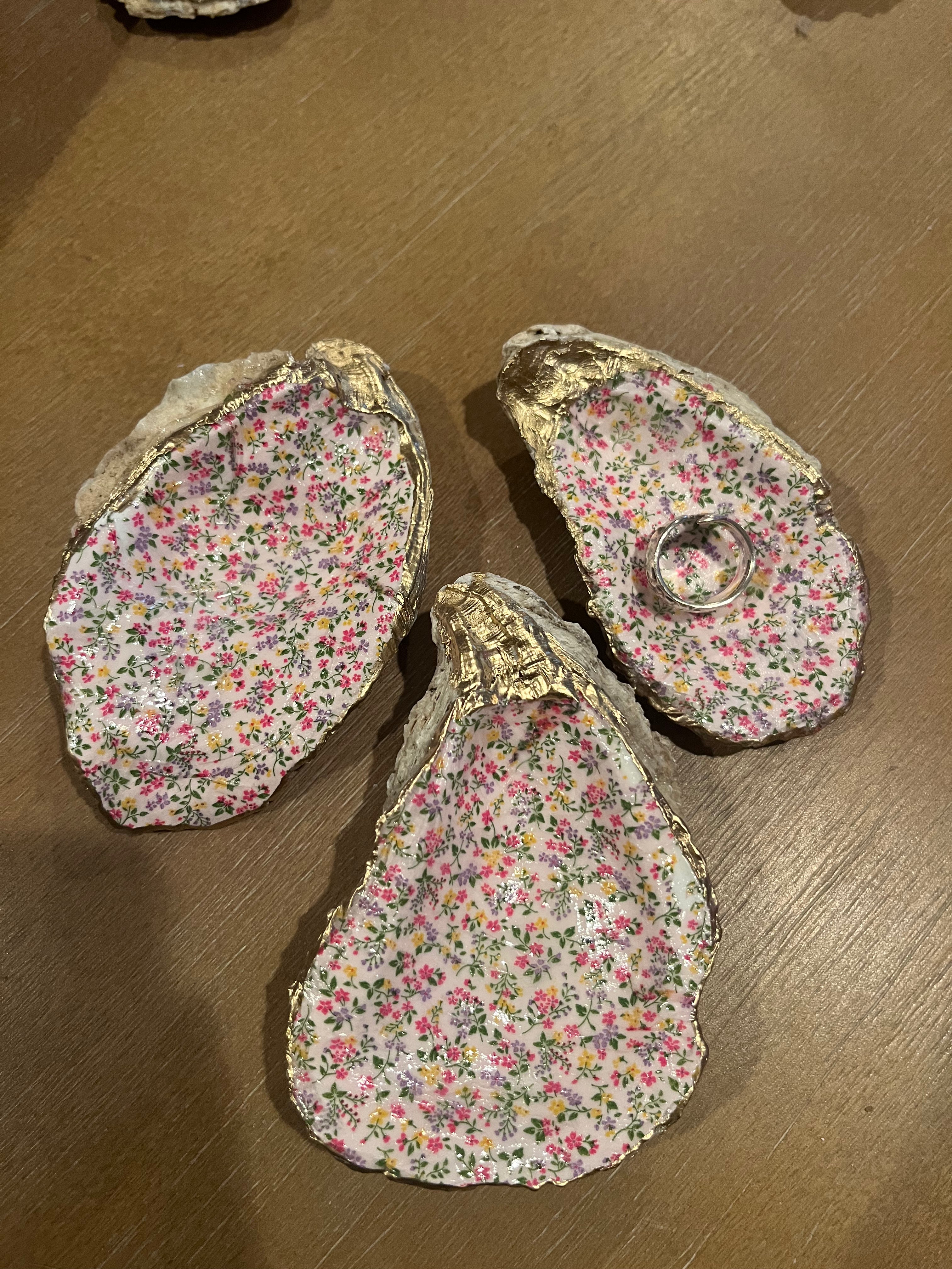 Tulip Oyster Shell Jewelry Dish